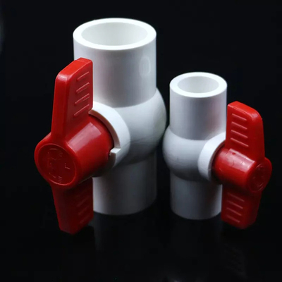 Το άσπρο PVC πέρασε κλωστή στον κωνικό λιμένα 110mm βαλβίδων πλαστική βαλβίδα σωλήνων